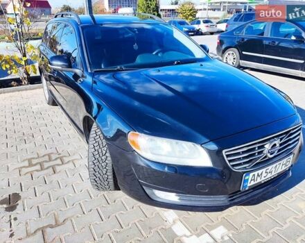 Вольво В70, объемом двигателя 1.56 л и пробегом 300 тыс. км за 9100 $, фото 1 на Automoto.ua