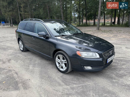 Вольво В70, объемом двигателя 2 л и пробегом 243 тыс. км за 11500 $, фото 1 на Automoto.ua