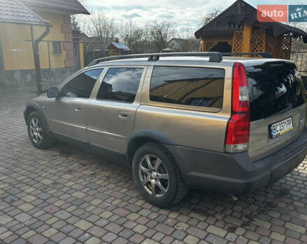 Жовтий Вольво V70, об'ємом двигуна 2.44 л та пробігом 200 тис. км за 5000 $, фото 3 на Automoto.ua