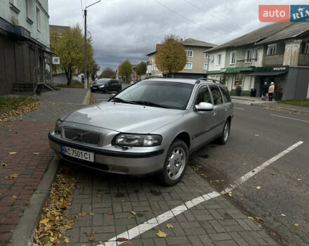 Серый Вольво В70, объемом двигателя 2.5 л и пробегом 396 тыс. км за 3500 $, фото 12 на Automoto.ua