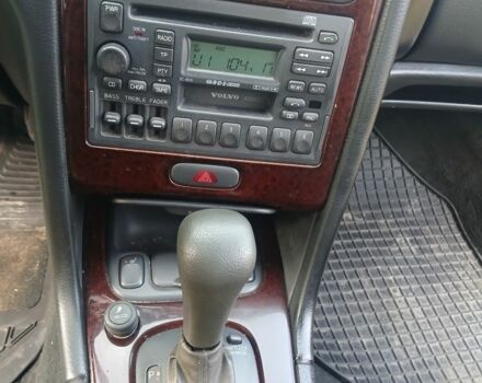 Вольво В70 2000 в Луцке на Automoto.ua Серый Вольво В70, объемом двигателя 2.5 л и пробегом 370 тыс. км за 1370 $, фото 16 на Automoto.ua