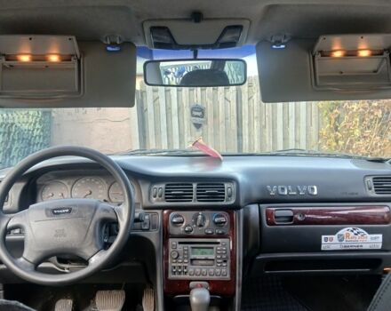 Вольво В70 2000 в Луцке на Automoto.ua Серый Вольво В70, объемом двигателя 2.5 л и пробегом 370 тыс. км за 1370 $, фото 17 на Automoto.ua