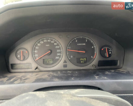 Серый Вольво В70, объемом двигателя 2.5 л и пробегом 396 тыс. км за 3500 $, фото 22 на Automoto.ua