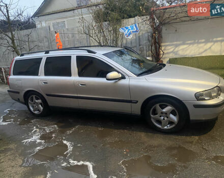 Сірий Вольво V70, об'ємом двигуна 2.44 л та пробігом 423 тис. км за 5000 $, фото 5 на Automoto.ua