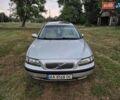 Сірий Вольво V70, об'ємом двигуна 0 л та пробігом 193 тис. км за 958 $, фото 2 на Automoto.ua