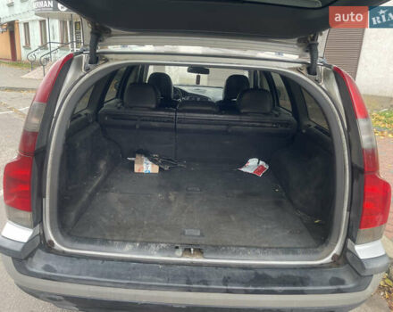 Серый Вольво В70, объемом двигателя 2.5 л и пробегом 396 тыс. км за 3500 $, фото 17 на Automoto.ua