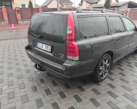 Серый Вольво В70, объемом двигателя 2.5 л и пробегом 362 тыс. км за 2500 $, фото 6 на Automoto.ua