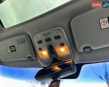 Серый Вольво В70, объемом двигателя 2.4 л и пробегом 171 тыс. км за 4990 $, фото 24 на Automoto.ua