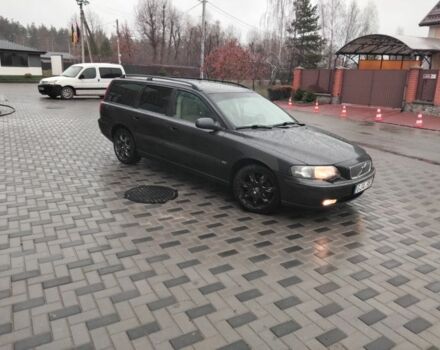 Серый Вольво В70, объемом двигателя 2.5 л и пробегом 362 тыс. км за 2500 $, фото 3 на Automoto.ua