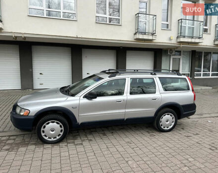 Серый Вольво В70, объемом двигателя 2.4 л и пробегом 171 тыс. км за 4990 $, фото 7 на Automoto.ua