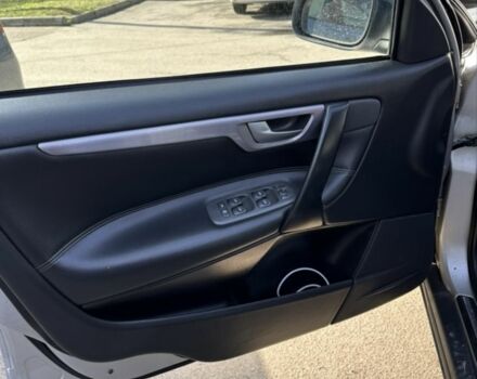 Вольво В70 2002 в Ивано-Франковске на Automoto.ua Серый Вольво В70, объемом двигателя 2.4 л и пробегом 336 тыс. км за 4900 $, фото 7 на Automoto.ua