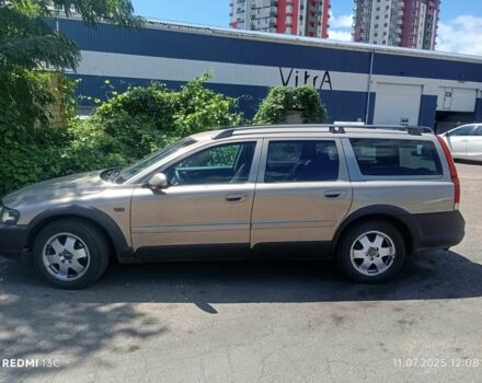 Серый Вольво В70, объемом двигателя 0 л и пробегом 290 тыс. км за 4500 $, фото 1 на Automoto.ua