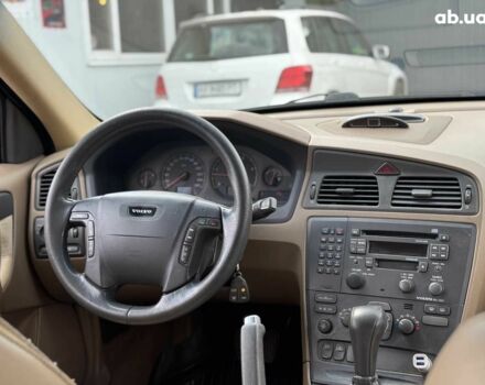 Сірий Вольво V70, об'ємом двигуна 2.4 л та пробігом 322 тис. км за 5190 $, фото 33 на Automoto.ua