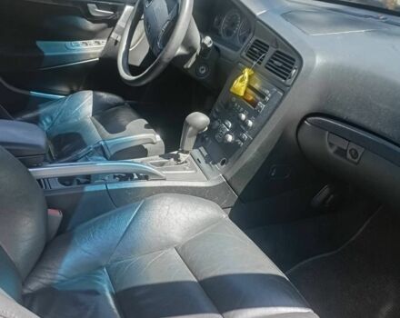 Серый Вольво В70, объемом двигателя 0 л и пробегом 290 тыс. км за 4500 $, фото 4 на Automoto.ua