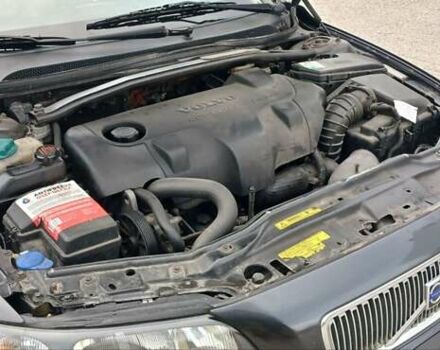 Серый Вольво В70, объемом двигателя 2.44 л и пробегом 257 тыс. км за 3800 $, фото 15 на Automoto.ua