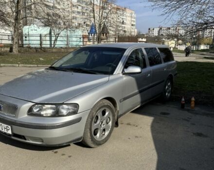 Вольво В70 2002 в Ивано-Франковске на Automoto.ua Серый Вольво В70, объемом двигателя 2.4 л и пробегом 336 тыс. км за 4900 $, фото 5 на Automoto.ua