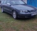 Сірий Вольво V70, об'ємом двигуна 2.4 л та пробігом 343 тис. км за 3600 $, фото 1 на Automoto.ua