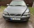 Сірий Вольво V70, об'ємом двигуна 2.4 л та пробігом 343 тис. км за 3600 $, фото 1 на Automoto.ua