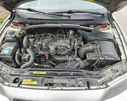 Вольво В70 2003 в Киеве на Automoto.ua Серый Вольво В70, объемом двигателя 2.4 л и пробегом 347 тыс. км за 2700 $, фото 7 на Automoto.ua