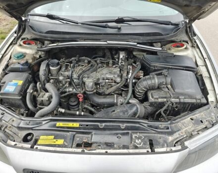 Сірий Вольво V70, об'ємом двигуна 2.4 л та пробігом 356 тис. км за 2750 $, фото 5 на Automoto.ua