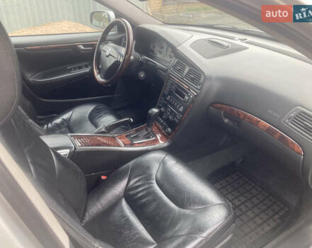 Сірий Вольво V70, об'ємом двигуна 2.44 л та пробігом 242 тис. км за 6500 $, фото 6 на Automoto.ua