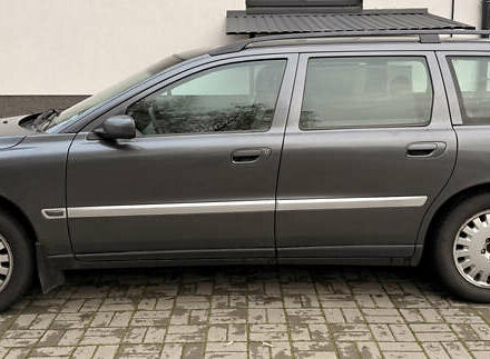 Сірий Вольво V70, об'ємом двигуна 2.4 л та пробігом 450 тис. км за 6000 $, фото 8 на Automoto.ua