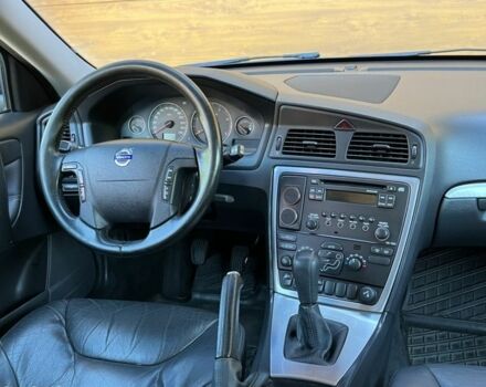 Сірий Вольво V70, об'ємом двигуна 2.4 л та пробігом 276 тис. км за 1650 $, фото 7 на Automoto.ua