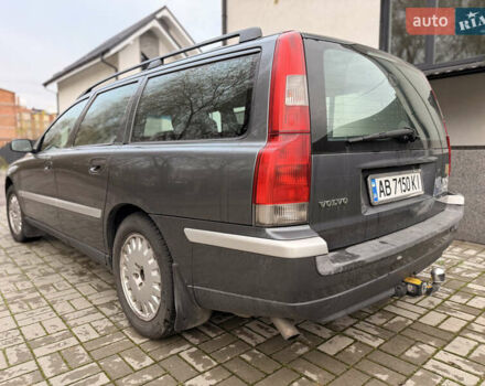 Сірий Вольво V70, об'ємом двигуна 2.4 л та пробігом 450 тис. км за 6000 $, фото 9 на Automoto.ua