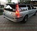 Серый Вольво В70, объемом двигателя 2.4 л и пробегом 256 тыс. км за 9027 $, фото 5 на Automoto.ua