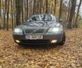 Серый Вольво В70, объемом двигателя 2.44 л и пробегом 343 тыс. км за 4500 $, фото 4 на Automoto.ua
