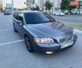 Сірий Вольво V70, об'ємом двигуна 2.4 л та пробігом 350 тис. км за 5500 $, фото 1 на Automoto.ua