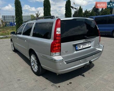 Вольво В70 2006 в Дубно на Automoto.ua Серый Вольво В70, объемом двигателя 2.4 л и пробегом 350 тыс. км за 7000 $, фото 9 на Automoto.ua
