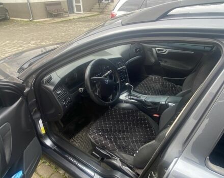 Сірий Вольво V70, об'ємом двигуна 2 л та пробігом 370 тис. км за 6000 $, фото 4 на Automoto.ua