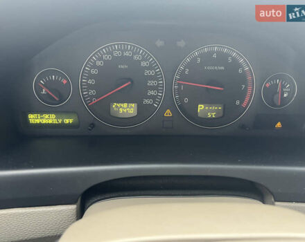 Сірий Вольво V70, об'ємом двигуна 2.52 л та пробігом 244 тис. км за 7900 $, фото 11 на Automoto.ua