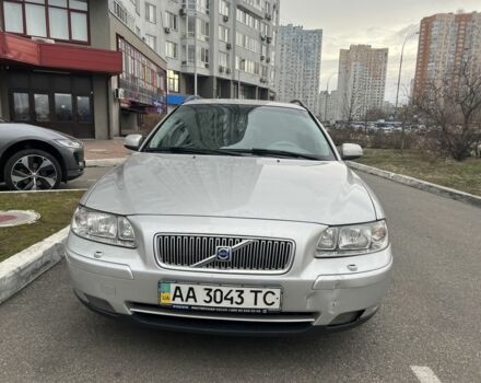 Серый Вольво В70, объемом двигателя 2.5 л и пробегом 256 тыс. км за 7300 $, фото 2 на Automoto.ua
