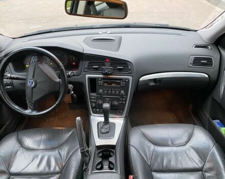 Сірий Вольво V70, об'ємом двигуна 2.4 л та пробігом 468 тис. км за 3300 $, фото 4 на Automoto.ua