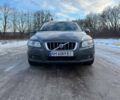 Серый Вольво В70, объемом двигателя 2.4 л и пробегом 300 тыс. км за 8000 $, фото 1 на Automoto.ua