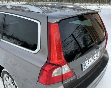 Сірий Вольво V70, об'ємом двигуна 2 л та пробігом 268 тис. км за 8600 $, фото 18 на Automoto.ua