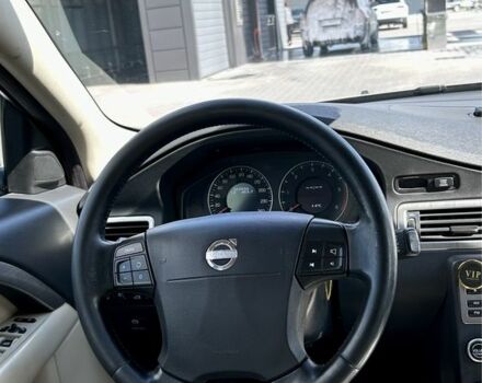 Сірий Вольво V70, об'ємом двигуна 2 л та пробігом 310 тис. км за 8300 $, фото 7 на Automoto.ua