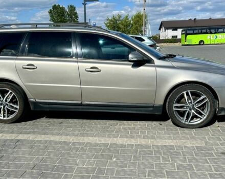 Сірий Вольво V70, об'ємом двигуна 2 л та пробігом 310 тис. км за 8300 $, фото 1 на Automoto.ua