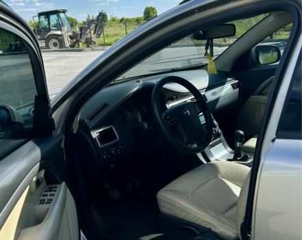 Сірий Вольво V70, об'ємом двигуна 2 л та пробігом 310 тис. км за 8300 $, фото 10 на Automoto.ua