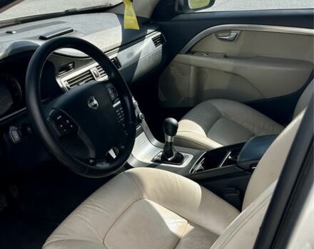 Сірий Вольво V70, об'ємом двигуна 2 л та пробігом 310 тис. км за 8300 $, фото 9 на Automoto.ua