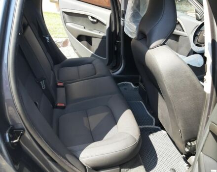 Серый Вольво В70, объемом двигателя 1.6 л и пробегом 243 тыс. км за 8700 $, фото 8 на Automoto.ua