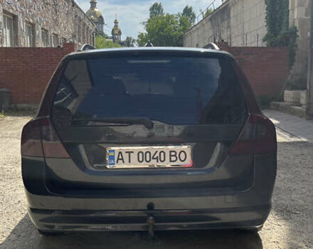 Сірий Вольво V70, об'ємом двигуна 1.6 л та пробігом 275 тис. км за 10000 $, фото 5 на Automoto.ua