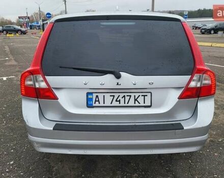 Сірий Вольво V70, об'ємом двигуна 2 л та пробігом 165 тис. км за 8000 $, фото 4 на Automoto.ua