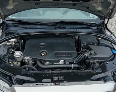 Серый Вольво В70, объемом двигателя 1.6 л и пробегом 205 тыс. км за 10500 $, фото 28 на Automoto.ua