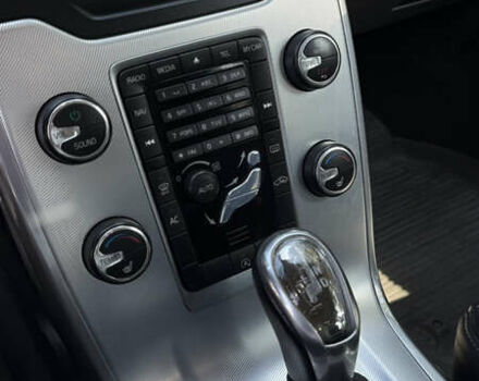 Вольво V70 2013 у Нововолинськ на Automoto.ua Сірий Вольво V70, об'ємом двигуна 2 л та пробігом 193 тис. км за 15600 $, фото 32 на Automoto.ua