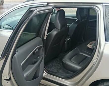 Серый Вольво В70, объемом двигателя 1.6 л и пробегом 205 тыс. км за 10500 $, фото 20 на Automoto.ua