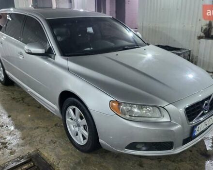 Вольво V70 2013 у Києві на Automoto.ua Сірий Вольво V70, об'ємом двигуна 2 л та пробігом 350 тис. км за 8000 $, фото 3 на Automoto.ua