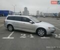 Серый Вольво В70, объемом двигателя 2 л и пробегом 160 тыс. км за 8200 $, фото 1 на Automoto.ua
